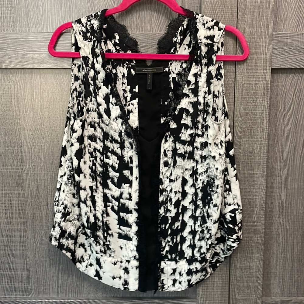 BCBG like new abstract tank with lace - Picture 1 of 6